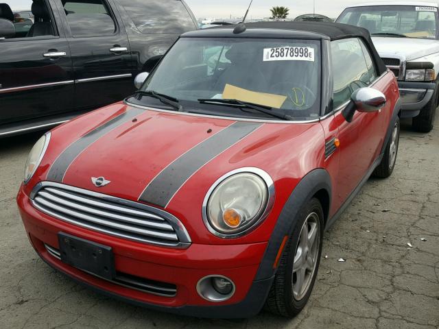 WMWMR33589TU95024 - 2009 MINI COOPER RED photo 2