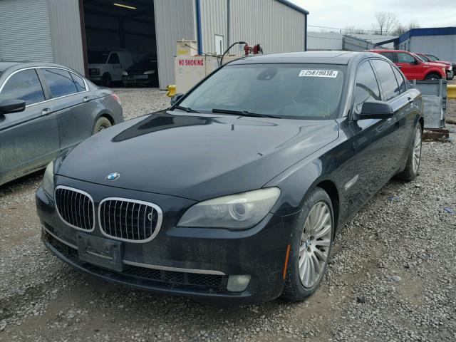 WBAKA83539CY33926 - 2009 BMW 750 I BLACK photo 2