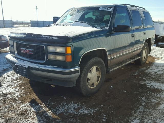 1GKEK13R7WJ700217 - 1998 GMC YUKON GREEN photo 2