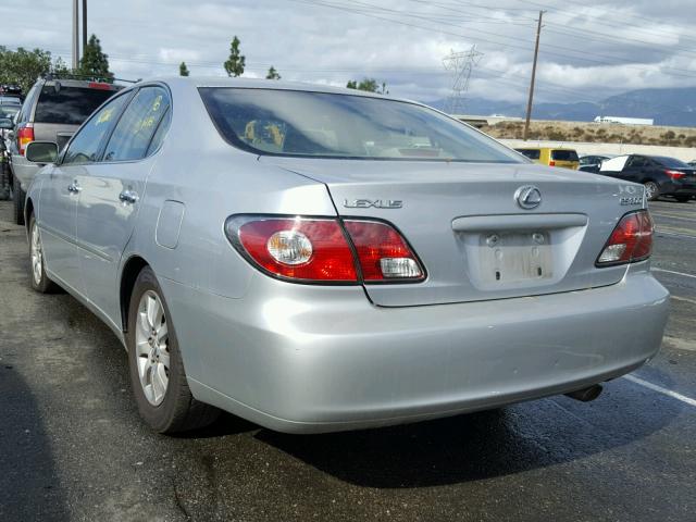 JTHBF30GX20060536 - 2002 LEXUS ES 300 SILVER photo 3