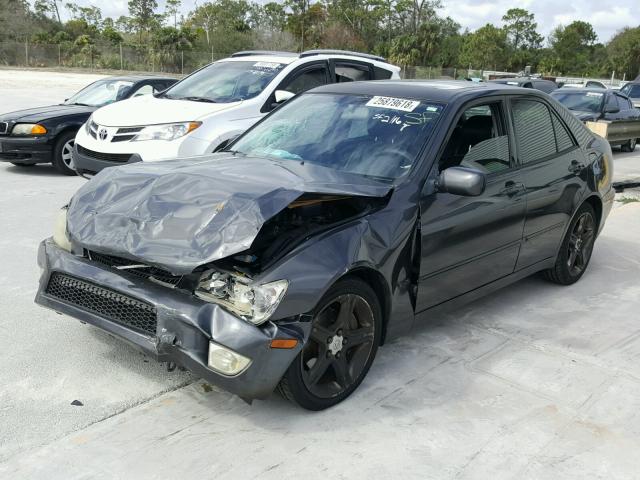 JTHBD192230067922 - 2003 LEXUS IS 300 BLACK photo 2