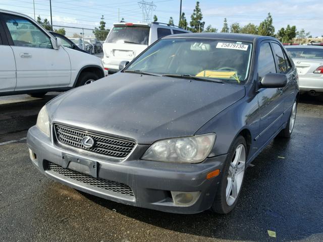 JTHBD192740090078 - 2004 LEXUS IS 300 CHARCOAL photo 2