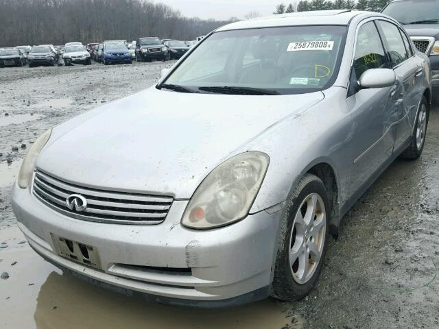 JNKCV51F74M705843 - 2004 INFINITI G35 SILVER photo 2