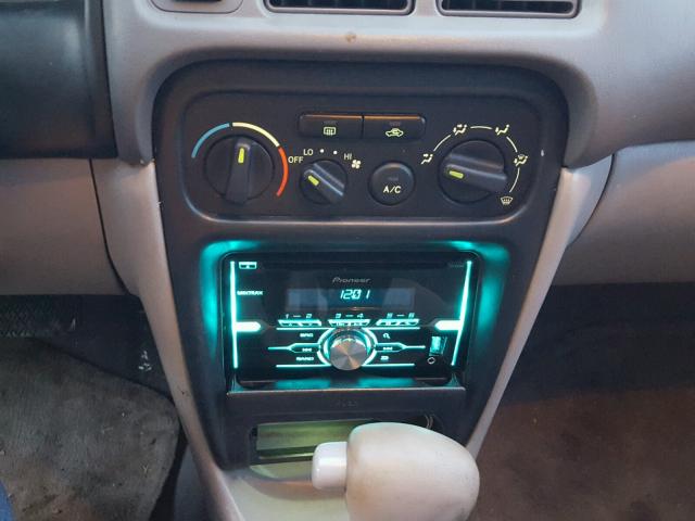 1Y1SK52882Z414463 - 2002 CHEVROLET GEO PRIZM 白色 照片 9