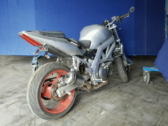 JS1VP53A632106488 - 2003 SUZUKI SV650 SILVER photo 4