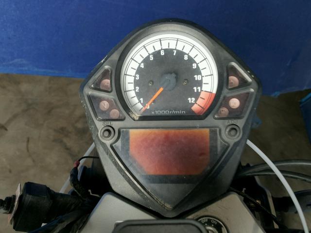 JS1VP53A632106488 - 2003 SUZUKI SV650 SILVER photo 8