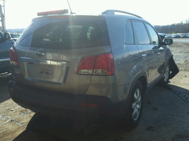 5XYKT3A63DG420209 - 2013 KIA SORENTO LX BROWN photo 4