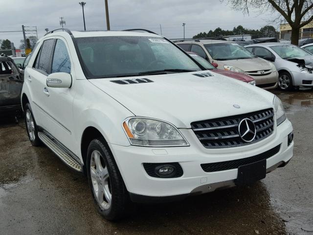 4JGBB86E08A321719 - 2008 MERCEDES-BENZ ML 350 WHITE photo 1