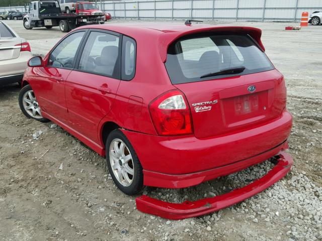 KNAFE161755079157 - 2005 KIA SPECTRA5 RED photo 3