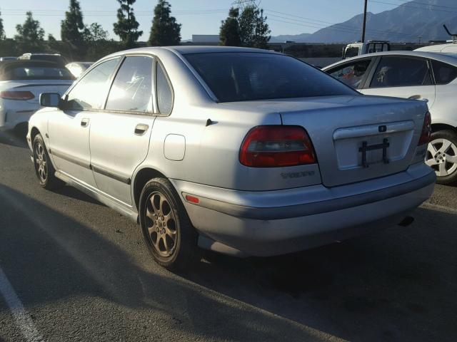 YV1VS2551YF516595 - 2000 VOLVO S40 SILVER photo 3