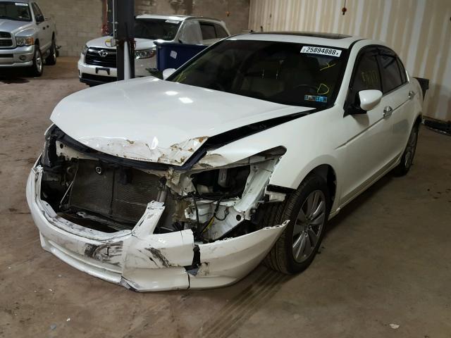 1HGCP3F85BA032206 - 2011 HONDA ACCORD EXL WHITE photo 2