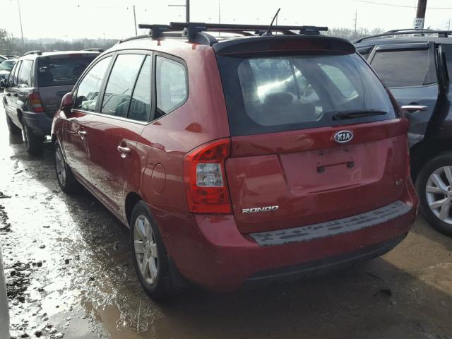 KNAFG525287184417 - 2008 KIA RONDO BASE RED photo 3