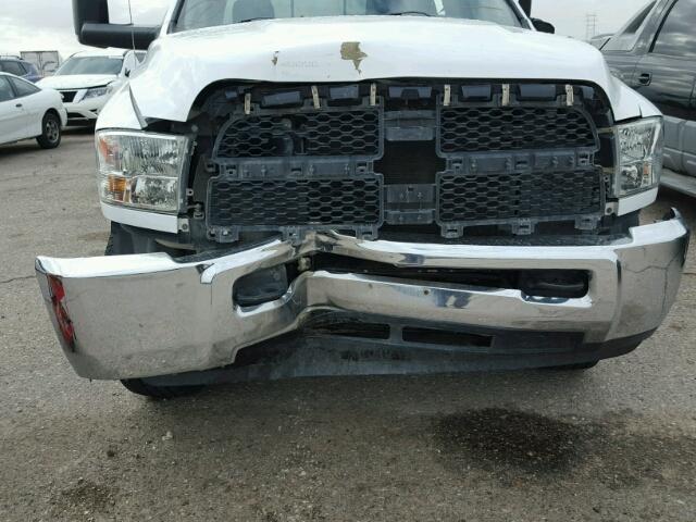 3C6UR5DL1EG194914 - 2014 RAM 2500 SLT WHITE photo 9