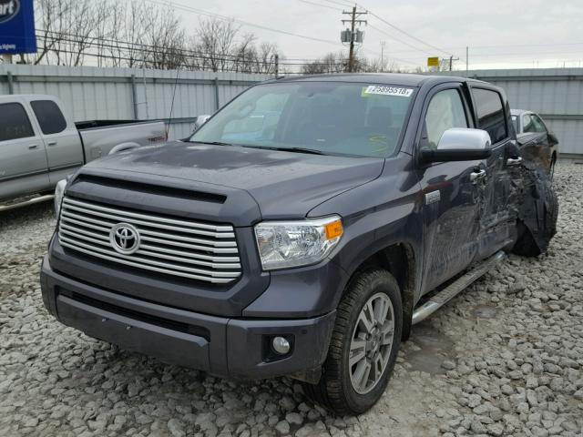 5TFAW5F10GX568573 - 2016 TOYOTA TUNDRA CRE SILVER photo 2