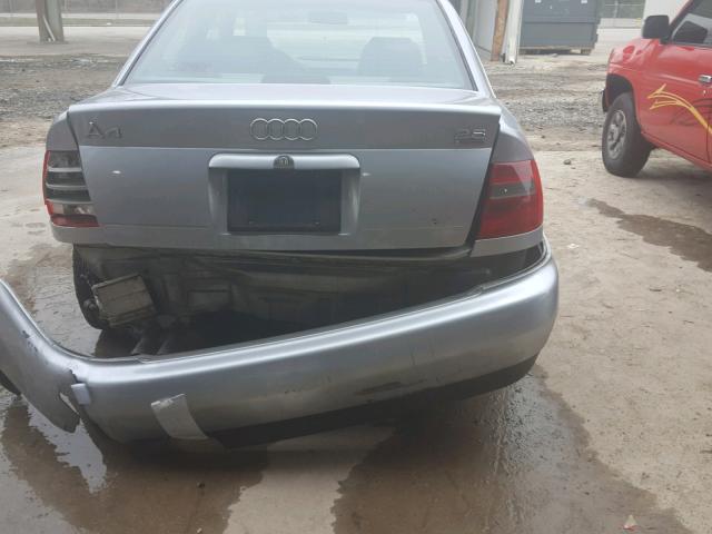 WAUED28D1WA118426 - 1998 AUDI A4 2.8 QUA SILVER photo 9