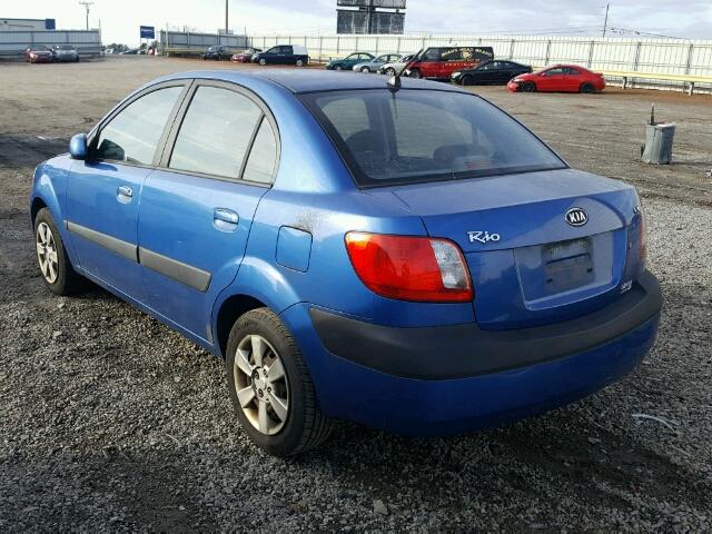 KNADE123366065394 - 2006 KIA RIO BLUE photo 3