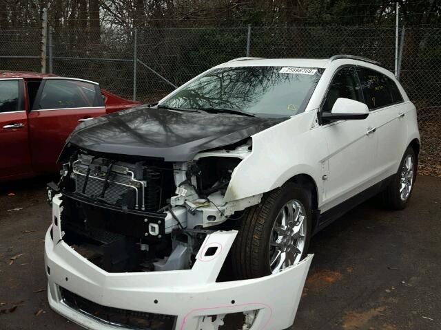 3GYFNDE33DS592427 - 2013 CADILLAC SRX PERFOR WHITE photo 2