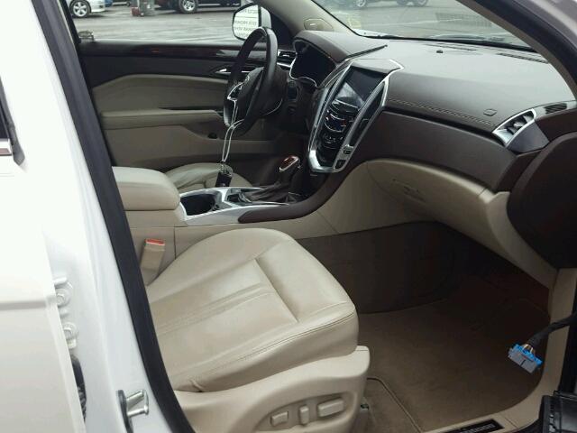 3GYFNDE33DS592427 - 2013 CADILLAC SRX PERFOR 白色 照片 5