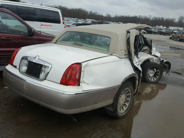 1LNHM82WXYY907144 - 2000 LINCOLN TOWN CAR S WHITE photo 4