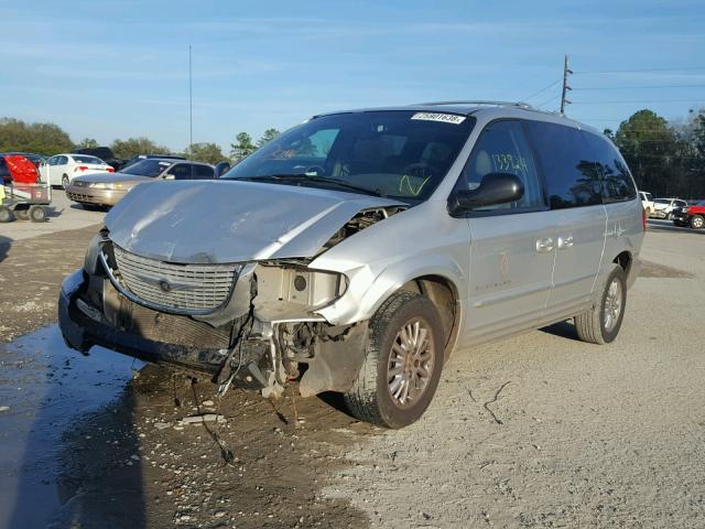 2C8GP64L51R240376 - 2001 CHRYSLER TOWN & COU SILVER photo 2