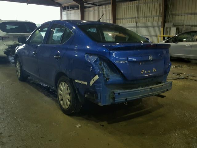 3N1CN7AP3HL826572 - 2017 NISSAN VERSA S BLUE photo 3