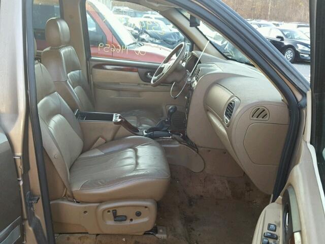 1GKDT13S432133692 - 2003 GMC ENVOY TAN photo 5