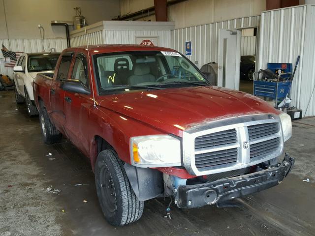 1D7HE48N66S569319 - 2006 DODGE DAKOTA QUA RED photo 1