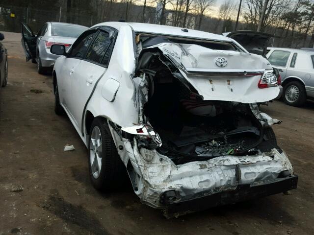 5YFBU4EE9CP009959 - 2012 TOYOTA COROLLA BA WHITE photo 3