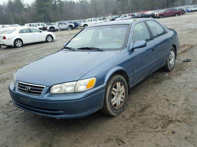 4T1BG22K91U812983 - 2001 TOYOTA CAMRY CE BLUE photo 2