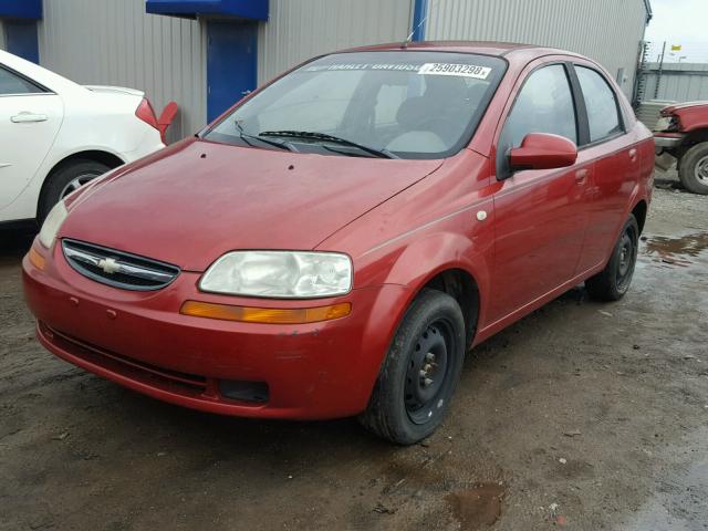 KL1TD52645B359385 - 2005 CHEVROLET AVEO BASE წითელი ფოტო 2