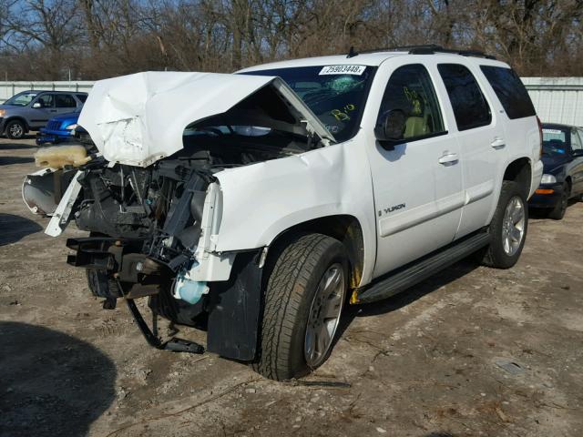 1GKFK13067J301452 - 2007 GMC YUKON WHITE photo 2