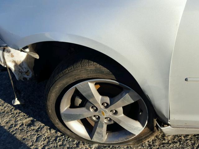 1G1ZC5E00CF100856 - 2012 CHEVROLET MALIBU 1LT ვერცხლისფერი ფოტო 9