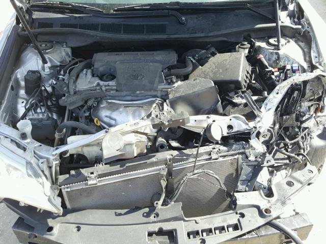 4T1BF1FK2CU572573 - 2012 TOYOTA CAMRY SILVER photo 7