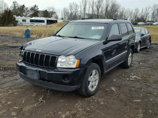 1J4GR48K56C240924 - 2006 JEEP GRAND CHER BLACK photo 2