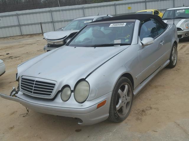 WDBLK70G72T098537 - 2002 MERCEDES-BENZ CLK 430 SILVER photo 2