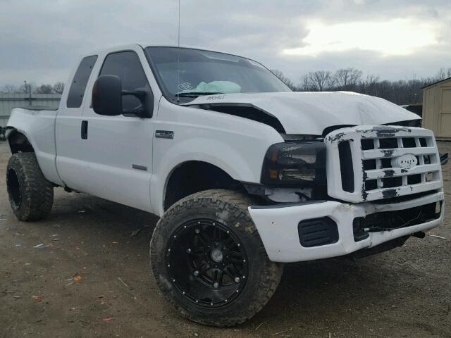 1FTSX21PX5EC28593 - 2005 FORD F250 SUPER WHITE photo 1