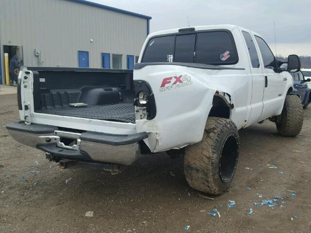 1FTSX21PX5EC28593 - 2005 FORD F250 SUPER WHITE photo 4