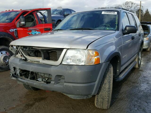 1FMZU72K54UA32519 - 2004 FORD EXPLORER X SILVER photo 2