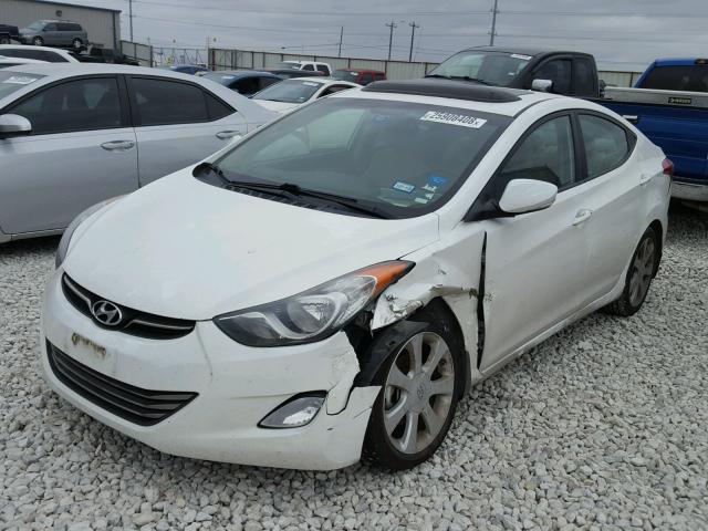 5NPDH4AE2DH215285 - 2013 HYUNDAI ELANTRA GL WHITE photo 2