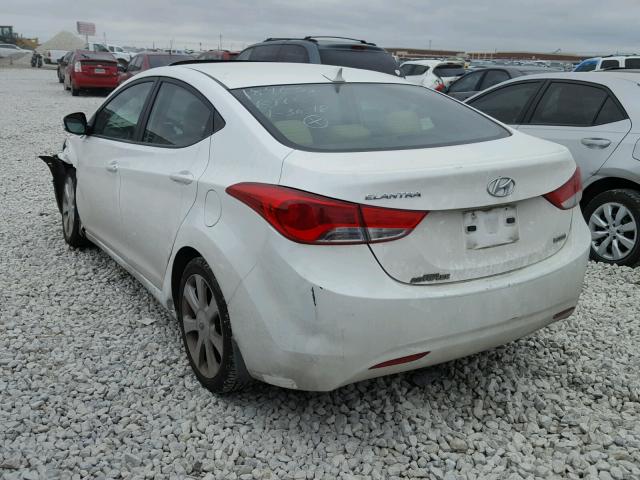 5NPDH4AE2DH215285 - 2013 HYUNDAI ELANTRA GL WHITE photo 3