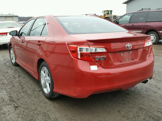 4T1BF1FK4DU642639 - 2013 TOYOTA CAMRY L RED photo 3