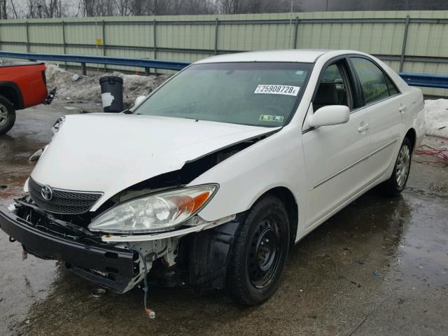 4T1BE30K13U212203 - 2003 TOYOTA CAMRY LE WHITE photo 2