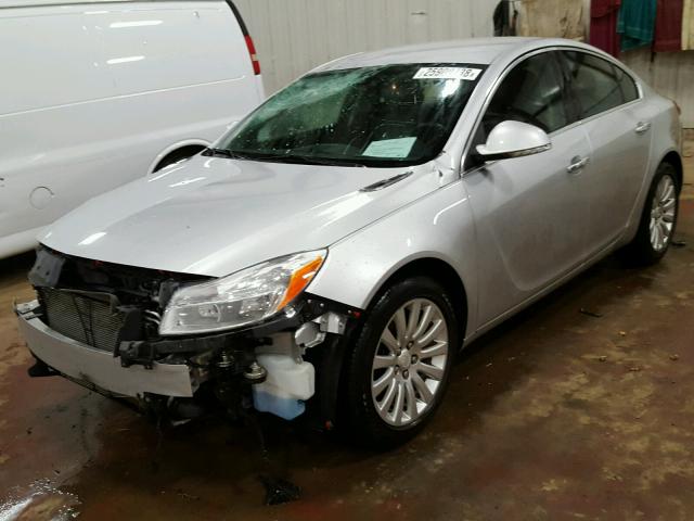 2G4GS5EV1C9149582 - 2012 BUICK REGAL PREM SILVER photo 2