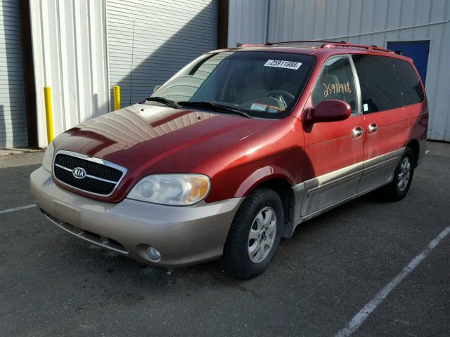 KNDUP132656686968 - 2005 KIA SEDONA EX MAROON photo 2