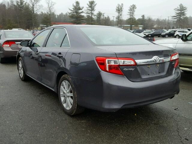 4T4BF1FK5DR336412 - 2013 TOYOTA CAMRY L GRAY photo 3
