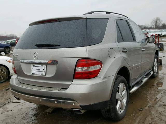 4JGBB75E26A037193 - 2006 MERCEDES-BENZ ML 500 GRAY photo 4