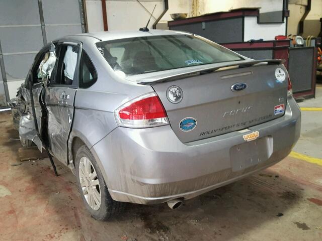 1FAHP35N78W276470 - 2008 FORD FOCUS SE GRAY photo 3