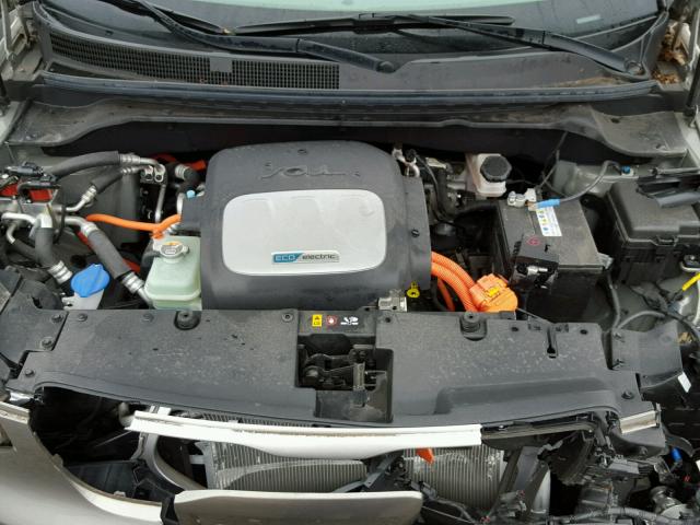 KNDJX3AE0F7003623 - 2015 KIA SOUL EV GRAY photo 7