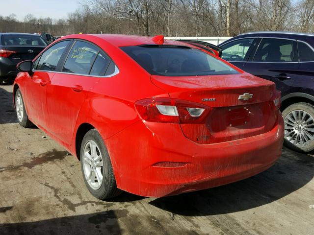 1G1BE5SM8H7184879 - 2017 CHEVROLET CRUZE LT RED photo 3