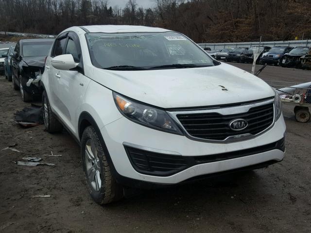 KNDPBCA22C7263550 - 2012 KIA SPORTAGE L WHITE photo 1